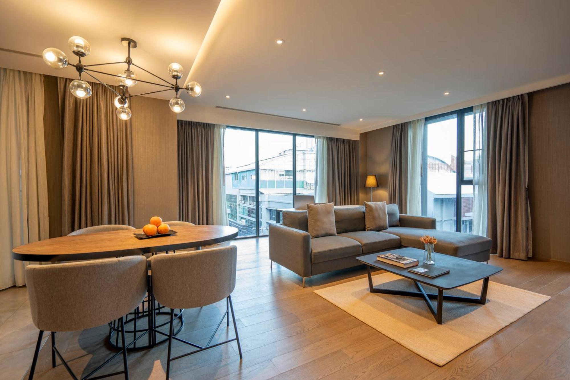 Walton Suites Sukhumvit Bangkok Zewnętrze zdjęcie